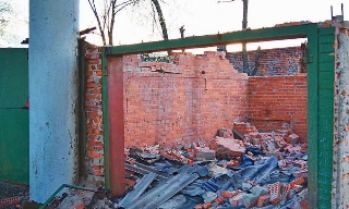 Демонтаж гаражей в Сегеже, цена от 1745 руб. – услуги под ключ от 2Землекопа-Сгж